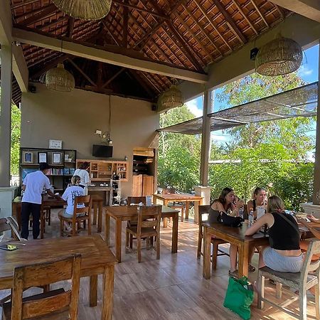 Pedidi Penida Hostel Batununggul Bagian luar foto