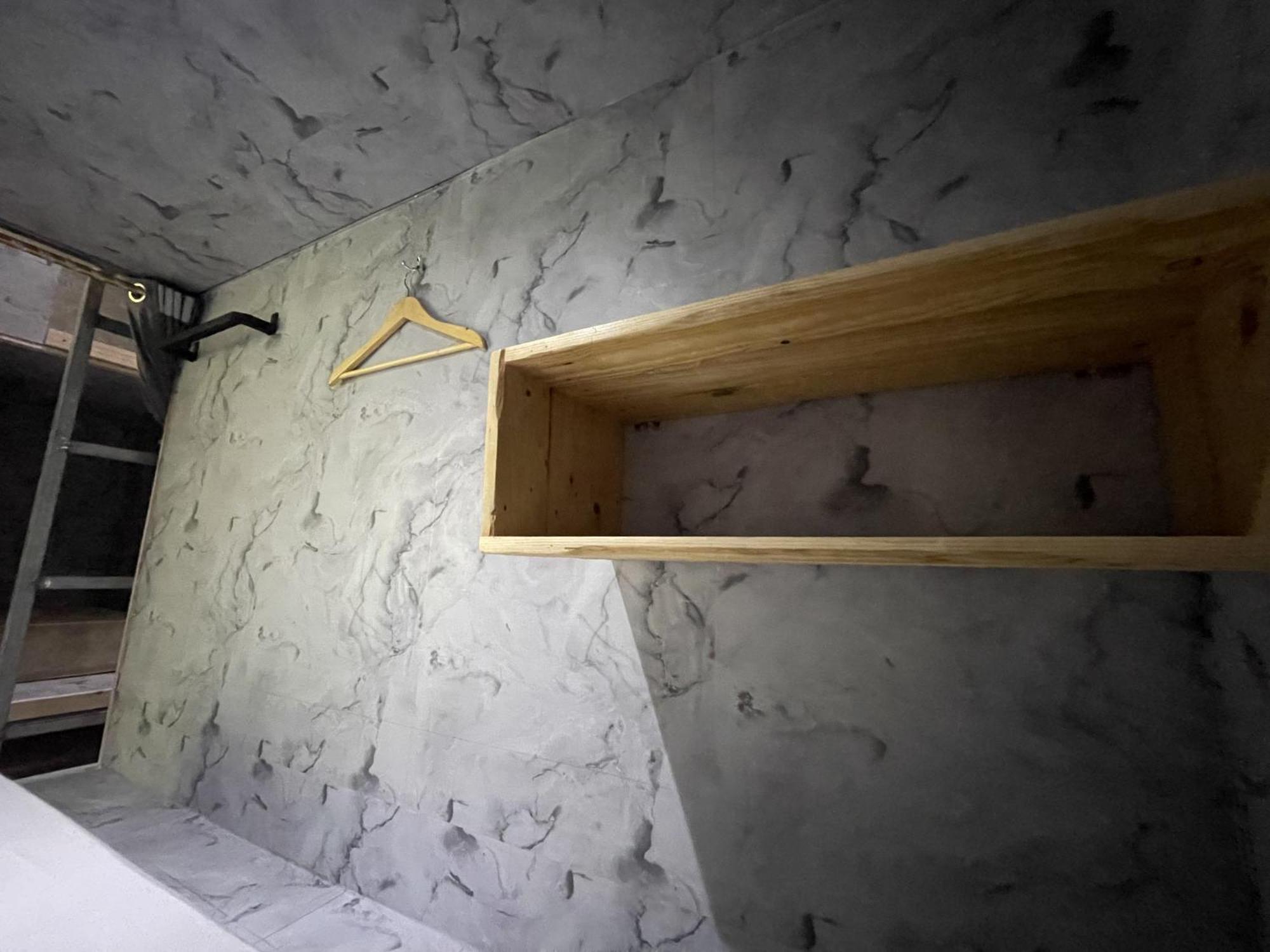 Pedidi Penida Hostel Batununggul Bagian luar foto